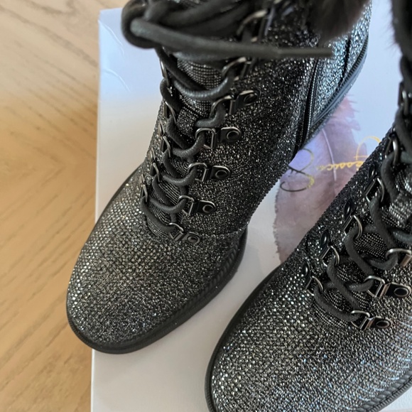Jessica Simpson Grey Deliah Rhinestone Bootie Size 9  NWT - Picture 5 of 15
